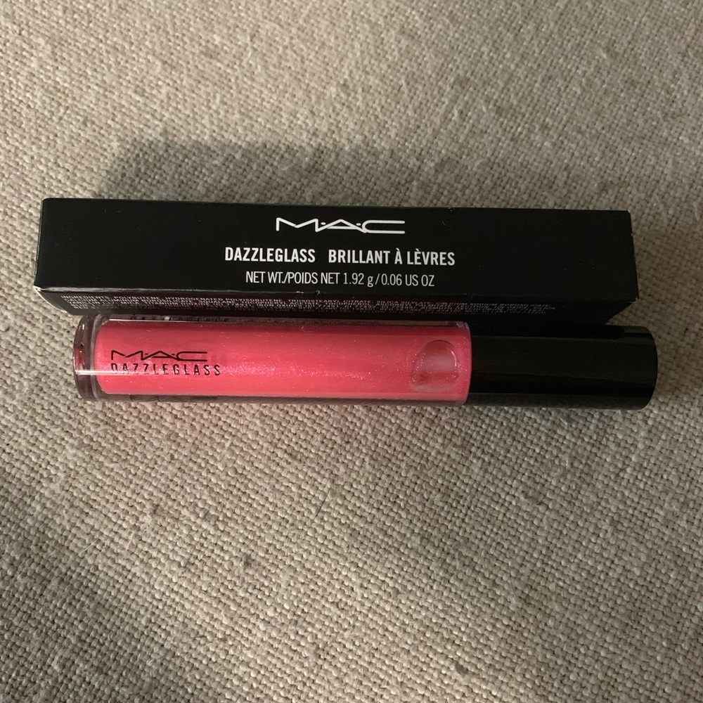 MAC Steppin Out Dazzlegloss
